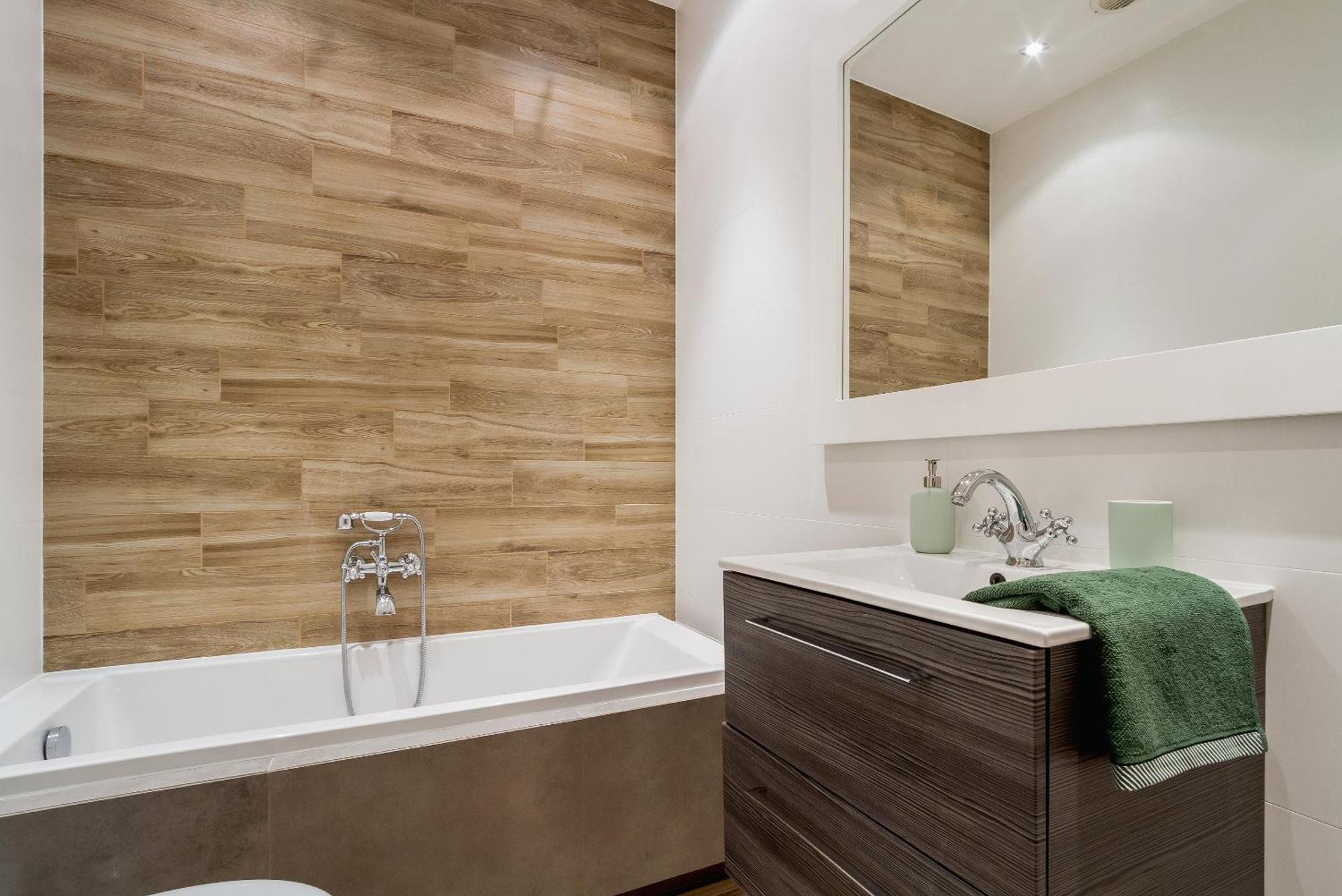 Main Station - 8 Rakowicka Street Apartment คราคูฟ ภายนอก รูปภาพ