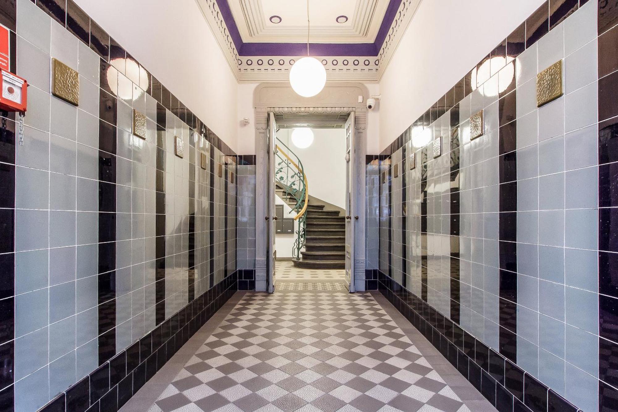 Main Station - 8 Rakowicka Street Apartment คราคูฟ ภายนอก รูปภาพ